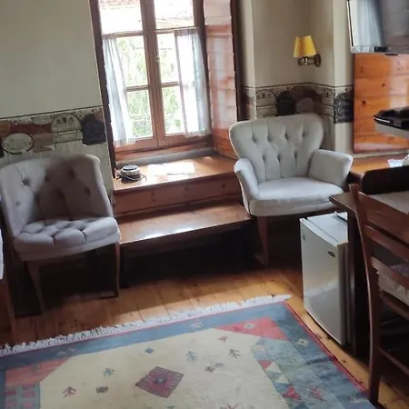 Kazakou ديميتسانا